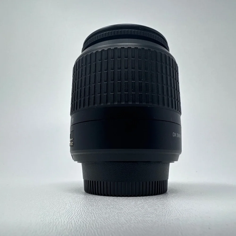 Nikon AF-S DX Zoom-Nikkor 18-55mm f/3.5-5.6G ED II Lens Black